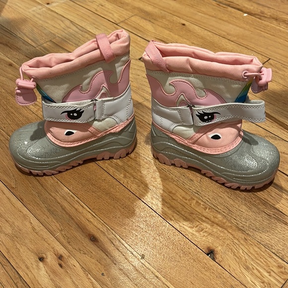 Snow boots - Picture 2 of 5